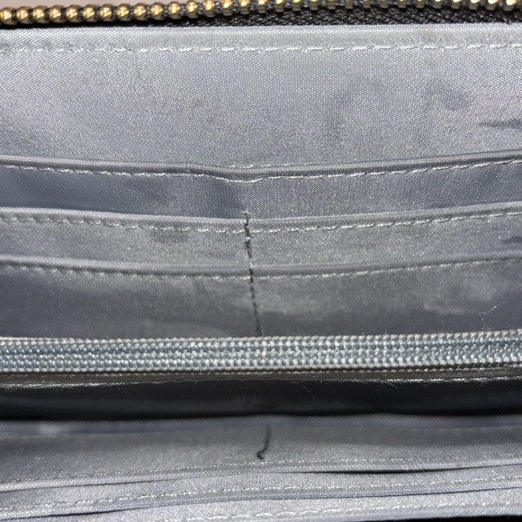 Round Zipper Long Wallet Horsebit Faux Leather Black - Picture 5 of 8